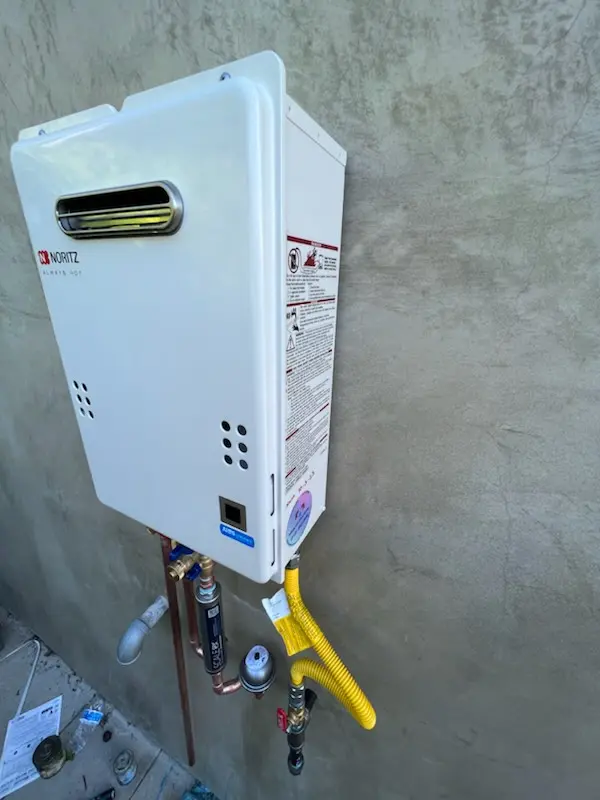 Tankless water heater installation for Carrs Tavern homes